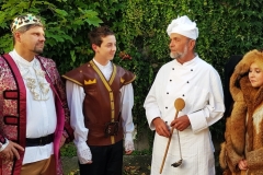 Rauhtierchen kommt an den Hof